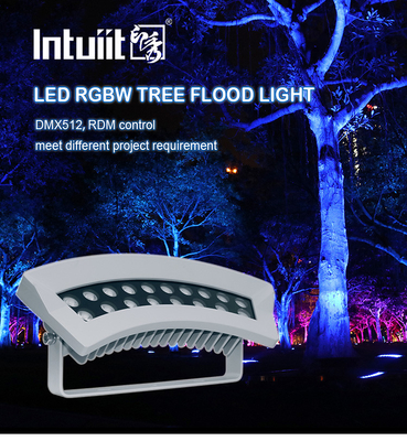 IP65 - Lâmpada exterior composta por LEDs RGBW de 36W 1100 lumens com luz versátil de feixe e ângulos de ponto